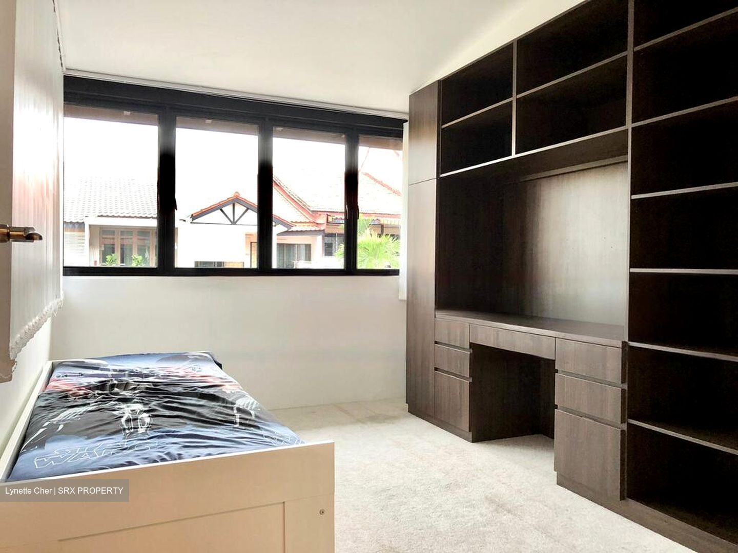 Opera Estate (D15), Terrace #472958351